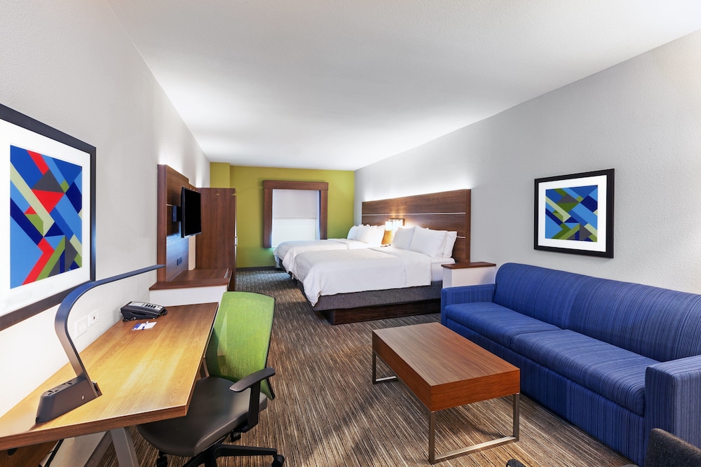 Holiday Inn Express & Suites Port Arthur Central-Mall Area 31/52
