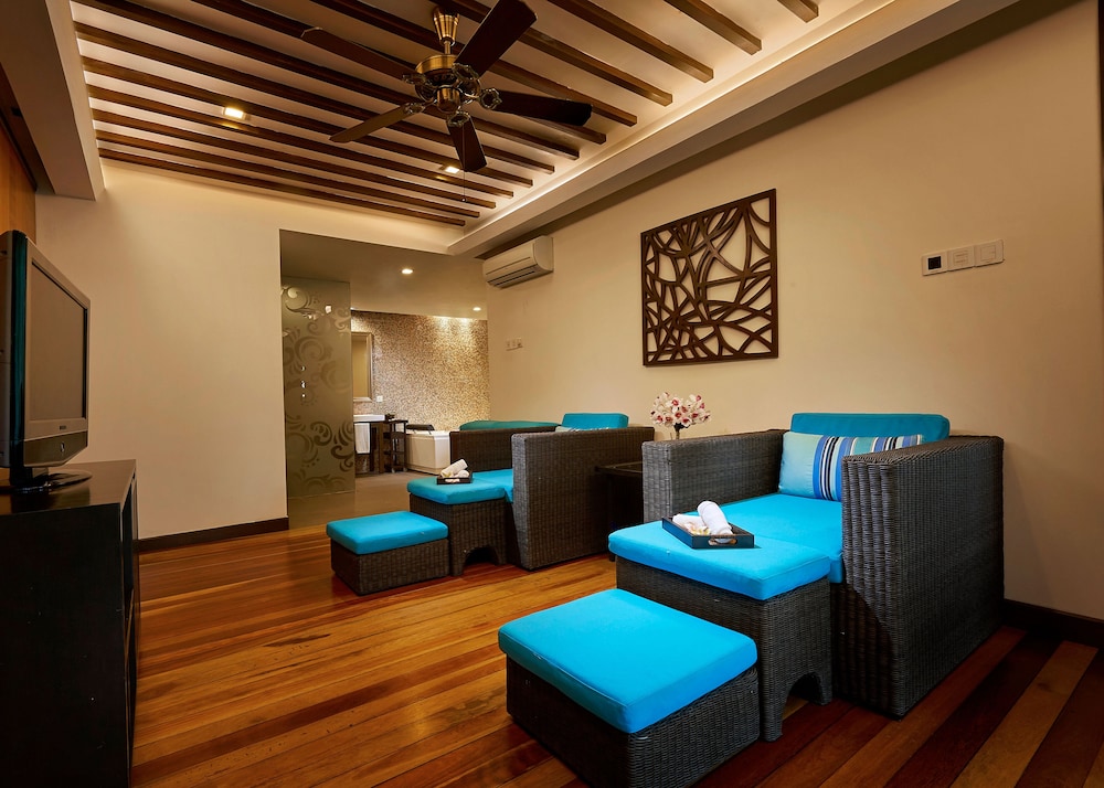The Taaras Beach and Spa Resort 23/50