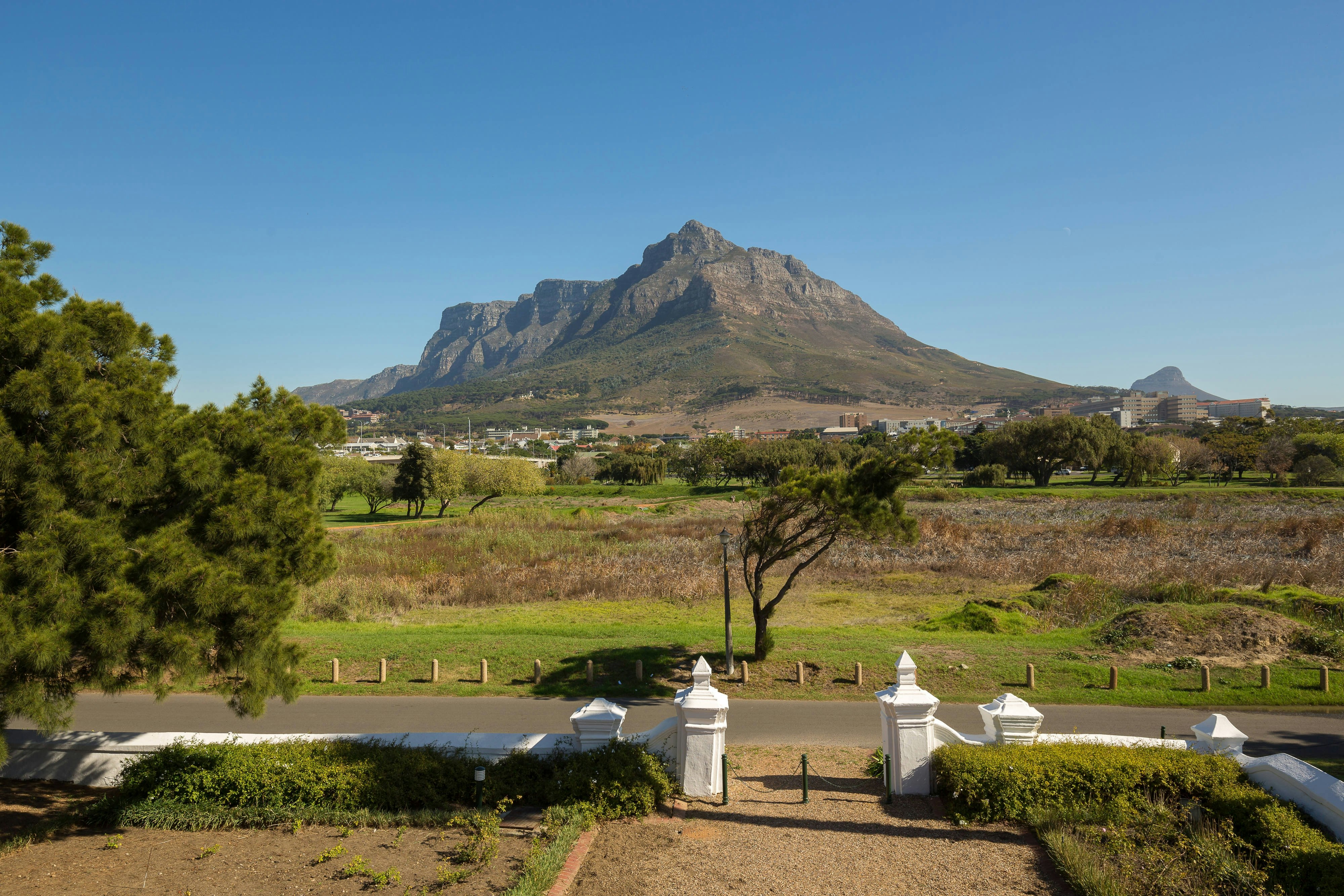 Protea Hotel by Marriott Cape Town Mowbray 8/13