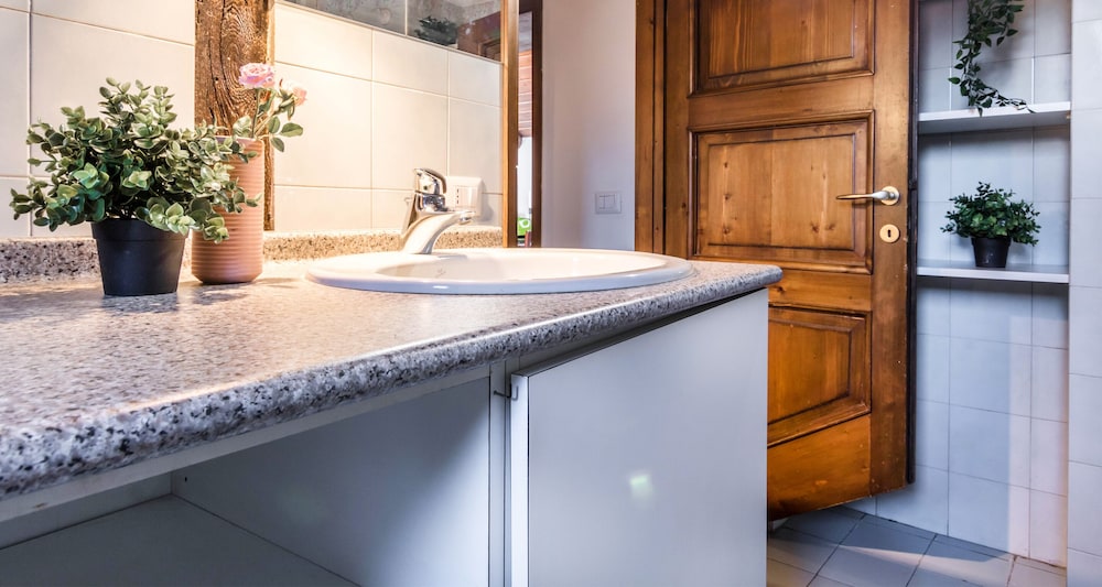 Altido Big Wooden Apartment for 6 near Milano Center 17/26