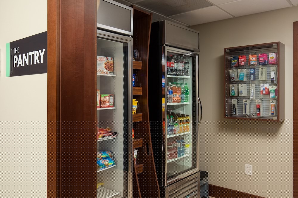 Staybridge Suites Sacramento - Folsom 43/79