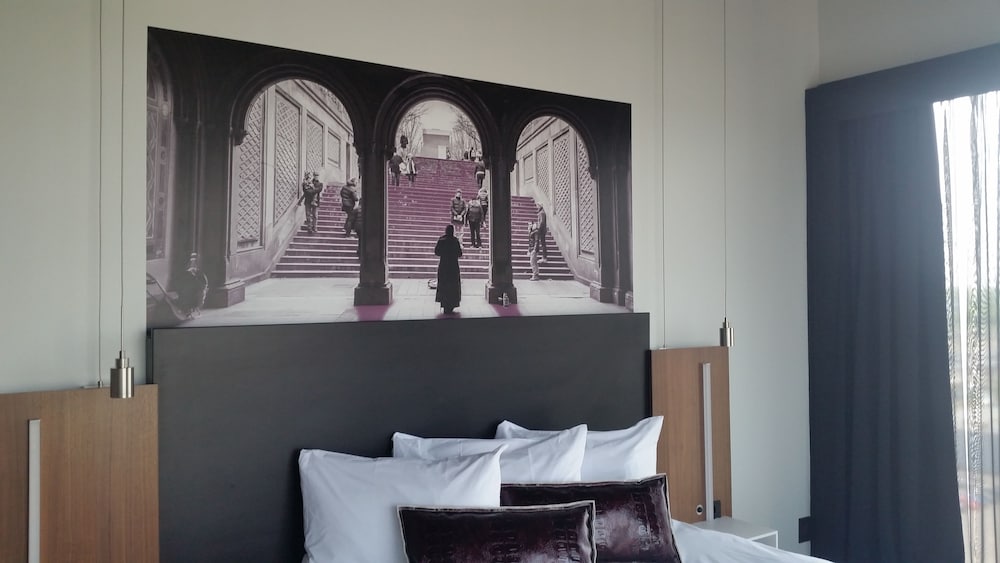 Grand Times Hotel Drummondville 8/58