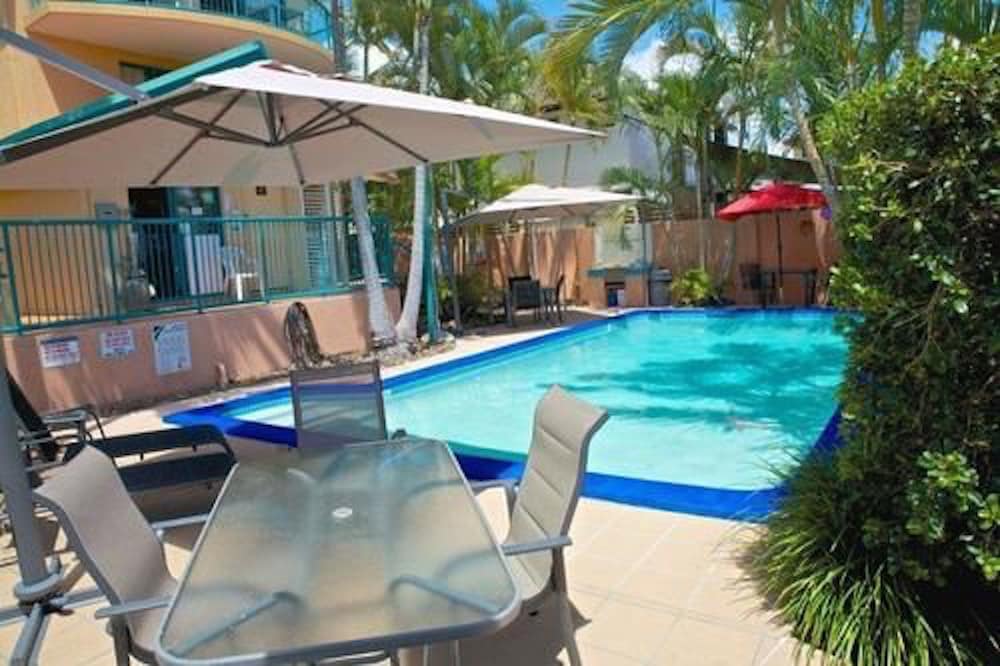 Karana Palms Self Contained Apartments 54/58