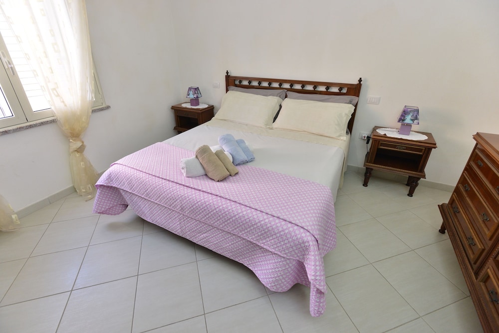 Izzhome Pula Regina Margherita Apartment 8/22