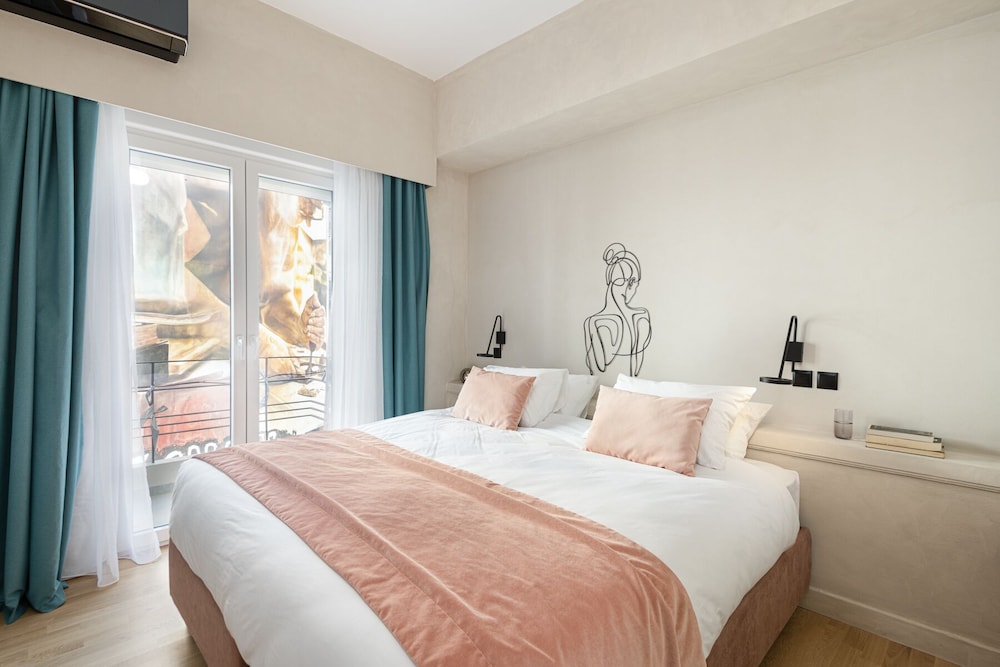 2 BEDROOMS, SUPERIOR, FAMILY, APARTMENT