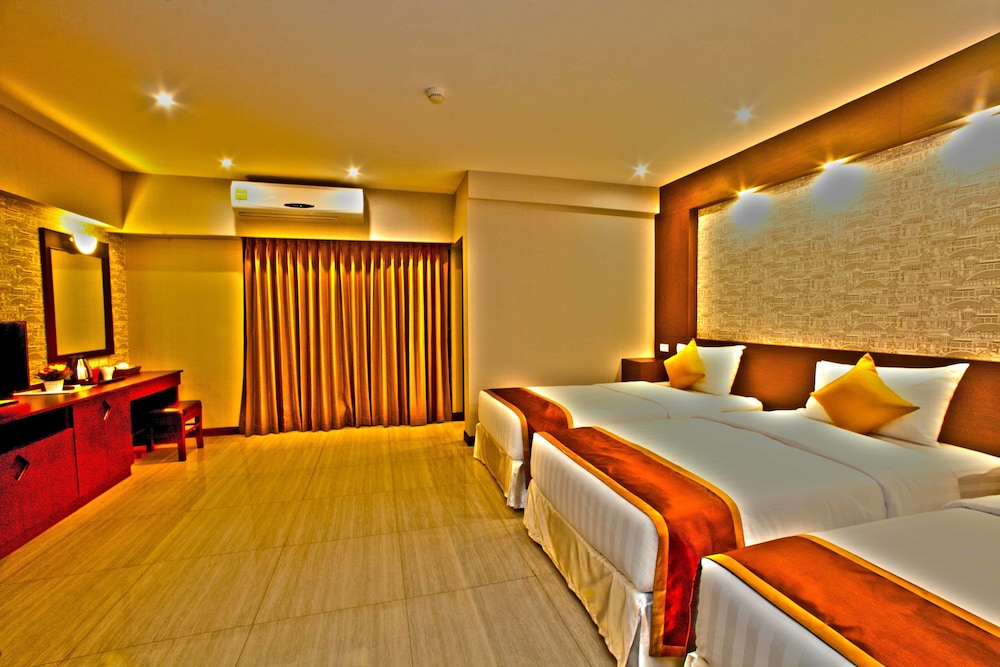 Chateau de Sukhumvit 27/52