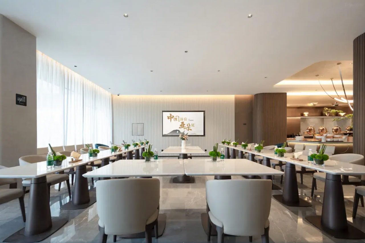 Atour Hotel Shanghai Pudong Jinqiao Metro Station 34/40