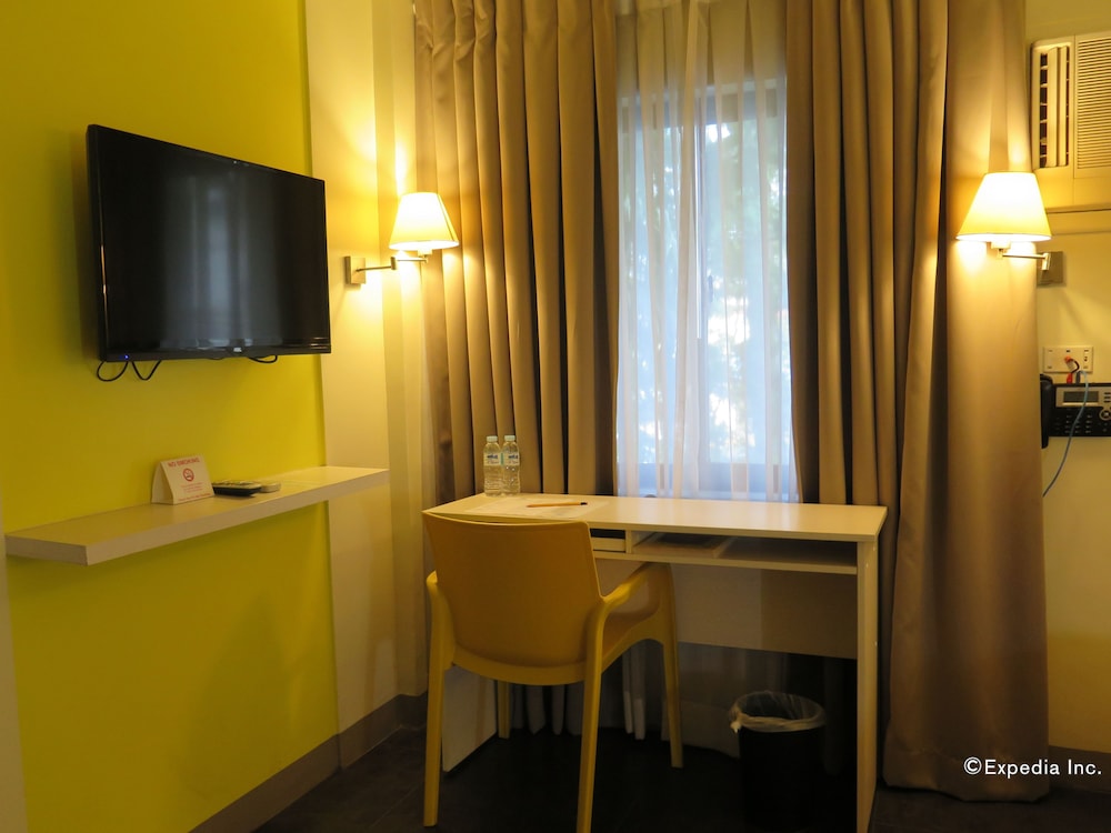 Pillows Hotel 37/63