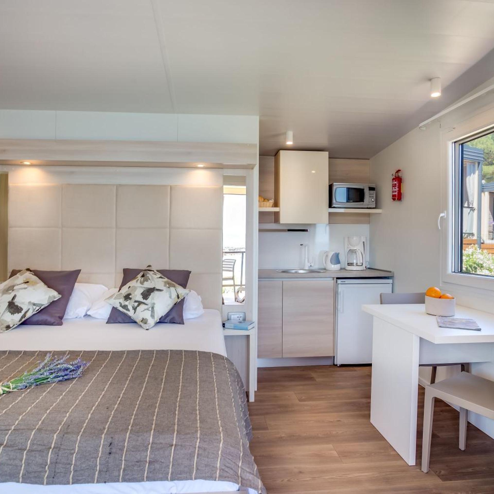 Jezevac Premium Camping resort 6/25