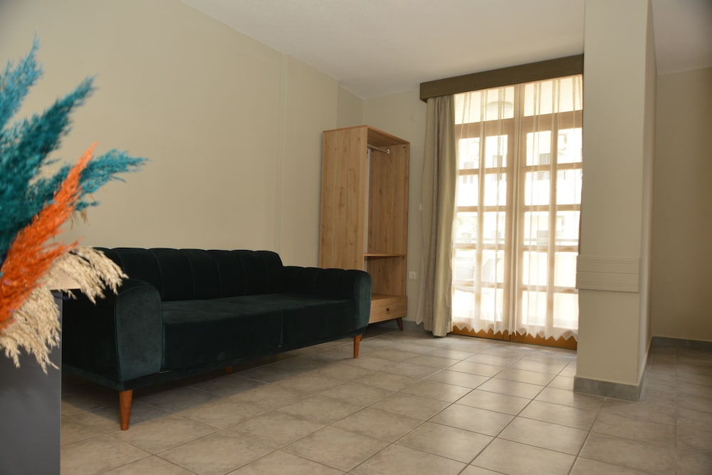 Greenmar Apartments 29/42
