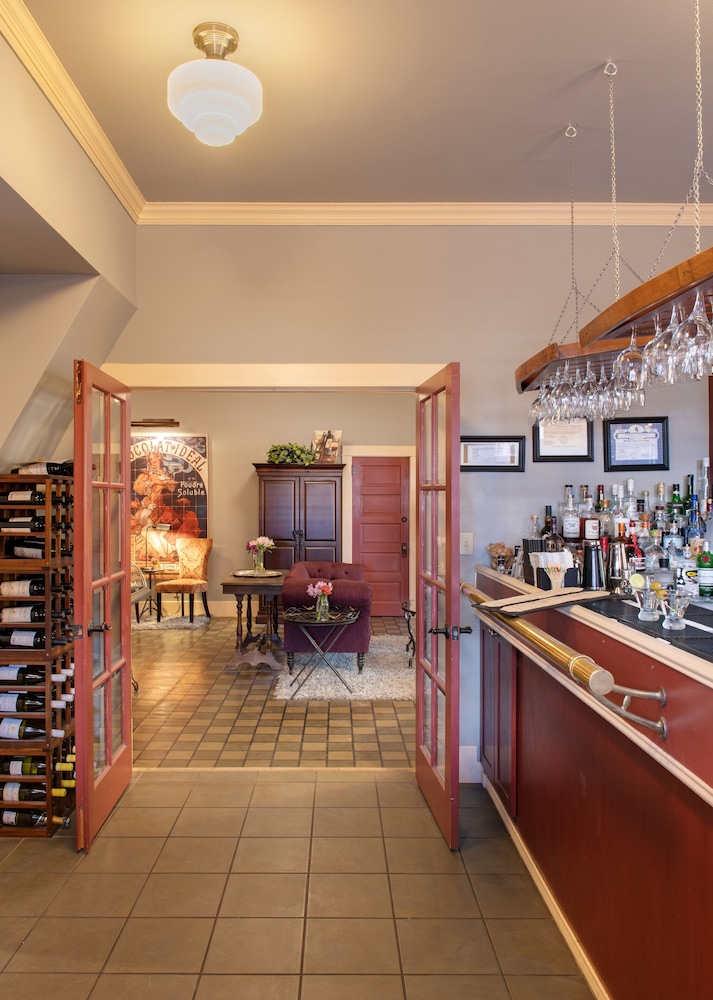 Chamberlin Inn 36/42