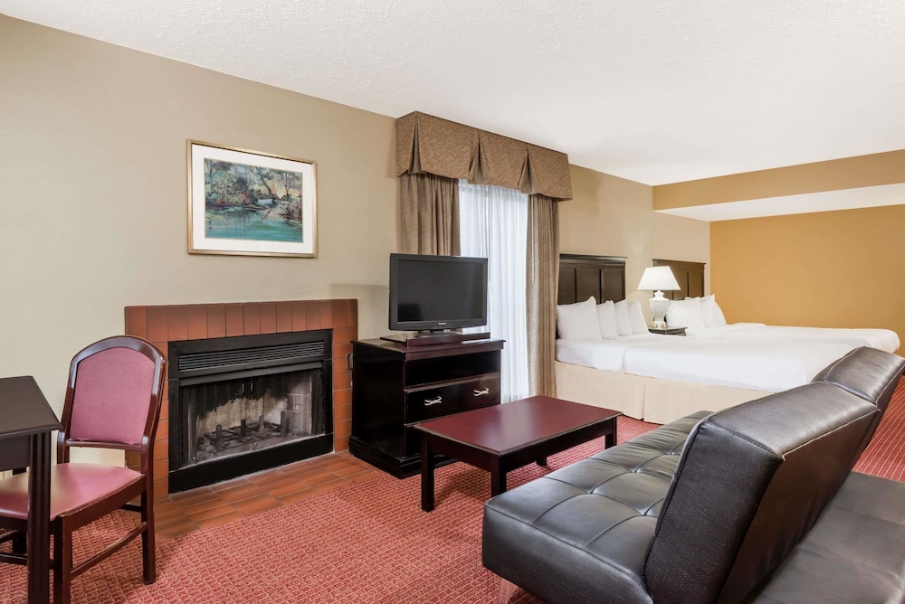 Hawthorn Suites By Wyndham Columbus North 9/25
