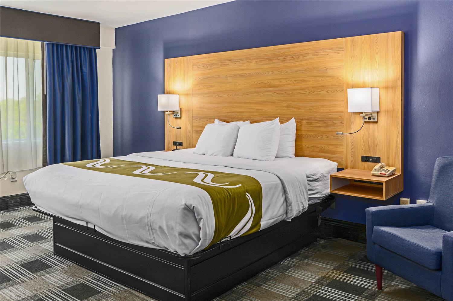 Room, King Bed