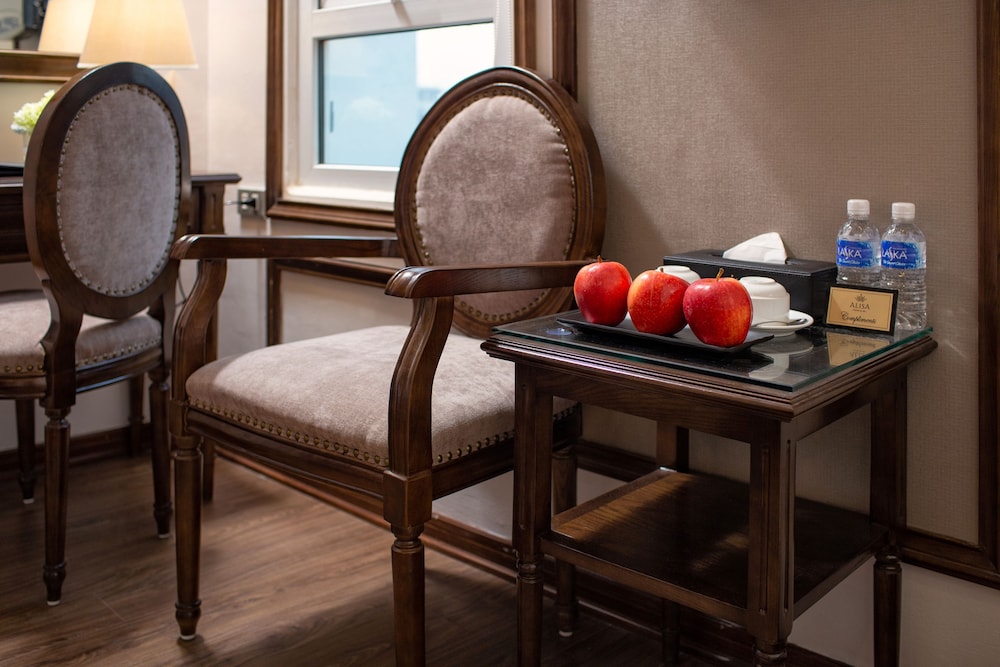 Alisa Hotel & Spa 38/48