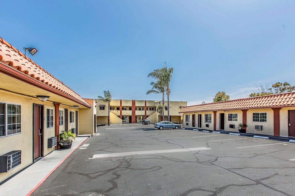 Rodeway Inn Ventura Midtown 3/48