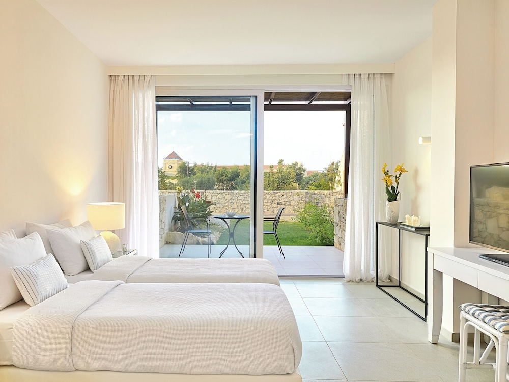 Marina, Maisonette, Family, House, Double and Twin Beds