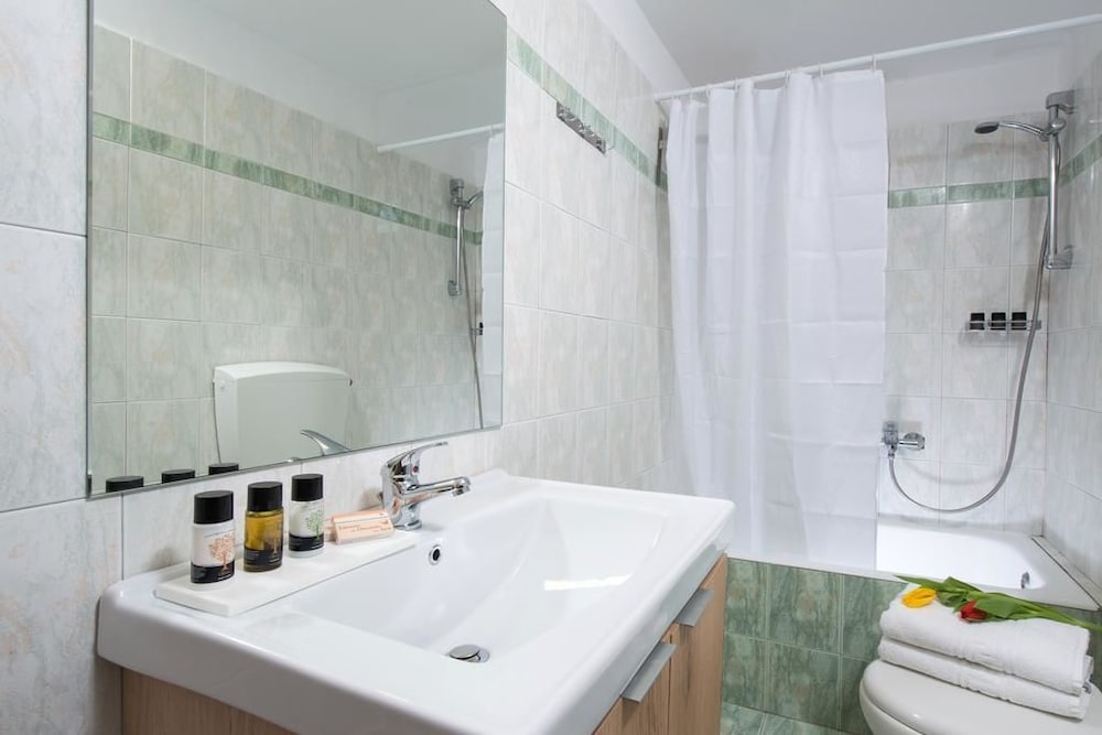 Marianthi Apartments 14/66