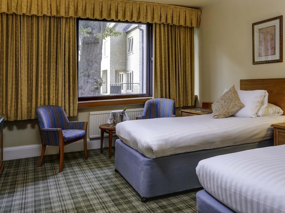 Mercure Sheffield Kenwood Hall & Spa 10/50
