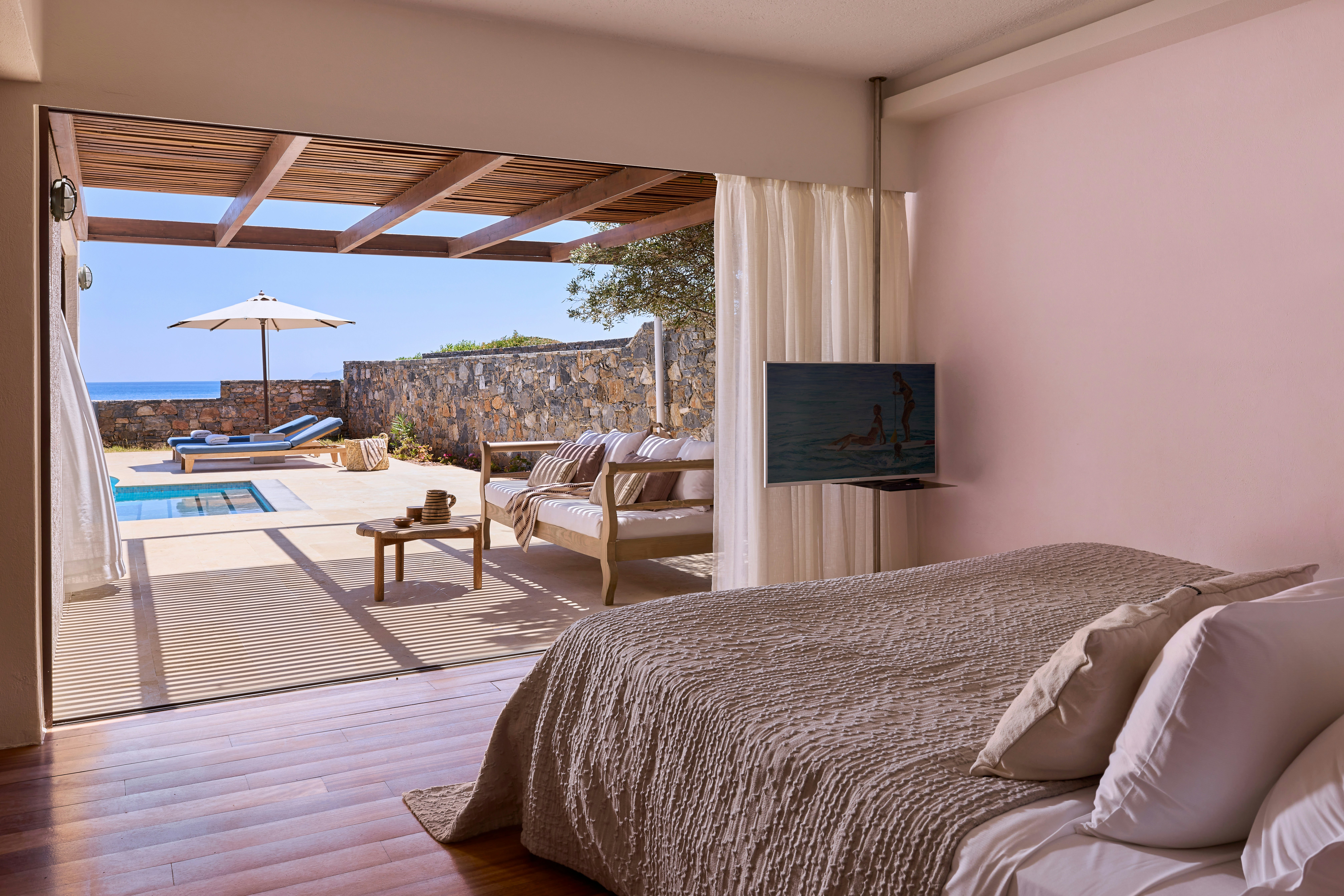 Club, Suite, Sea Front, Private Pool