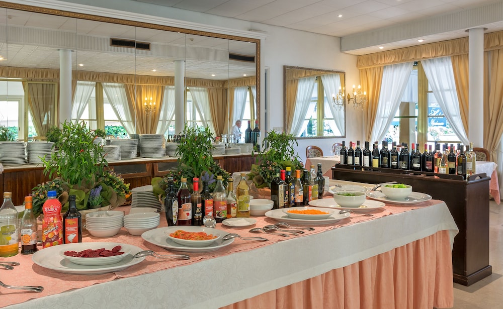 Hotel Verdemare 34/52