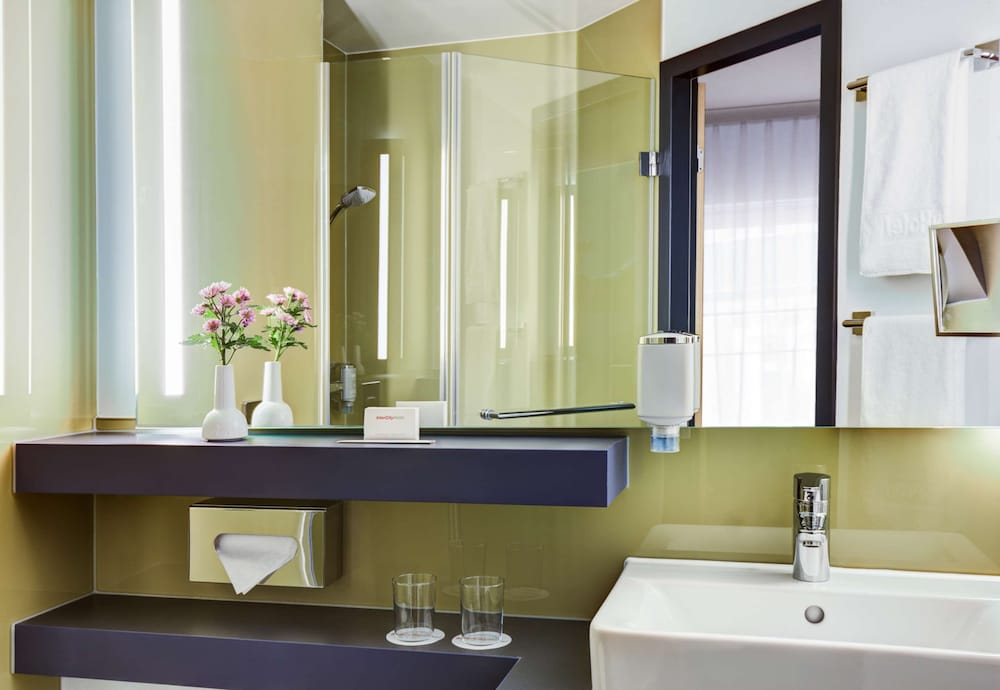 InterCityHotel Hamburg-Altona 9/26