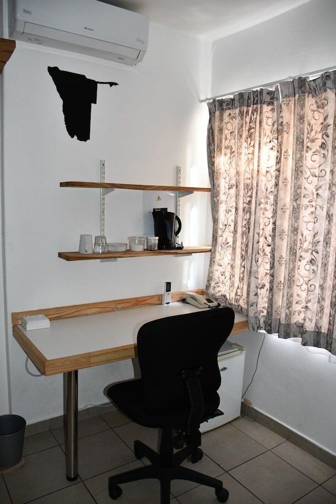 Hotel Uhland 65/75