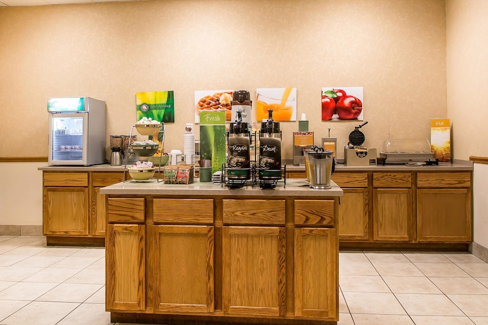 Quality Inn Morris I-80 38/45