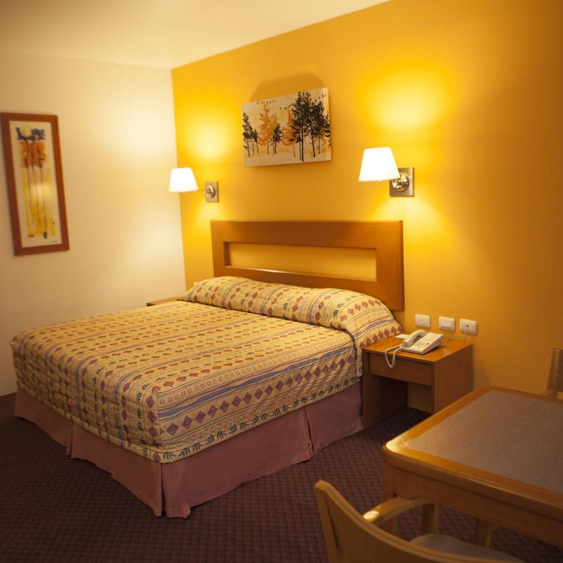 Hotel Paradise Inn 9/46
