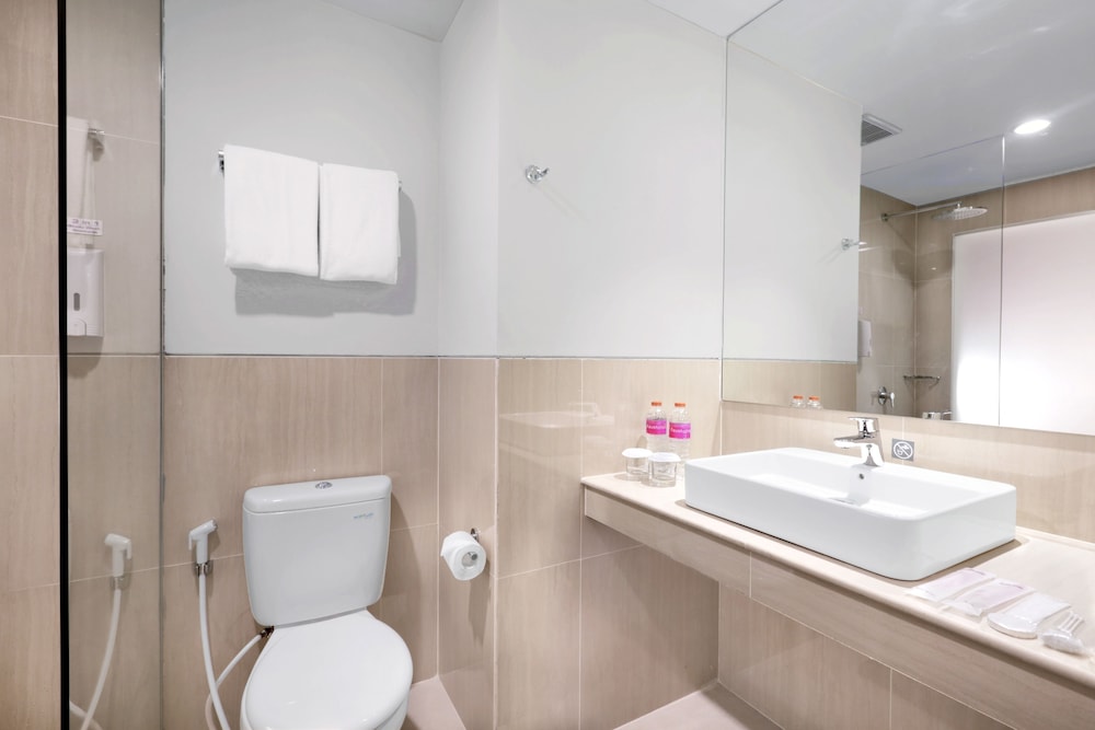 favehotel S. Parman Medan 28/30