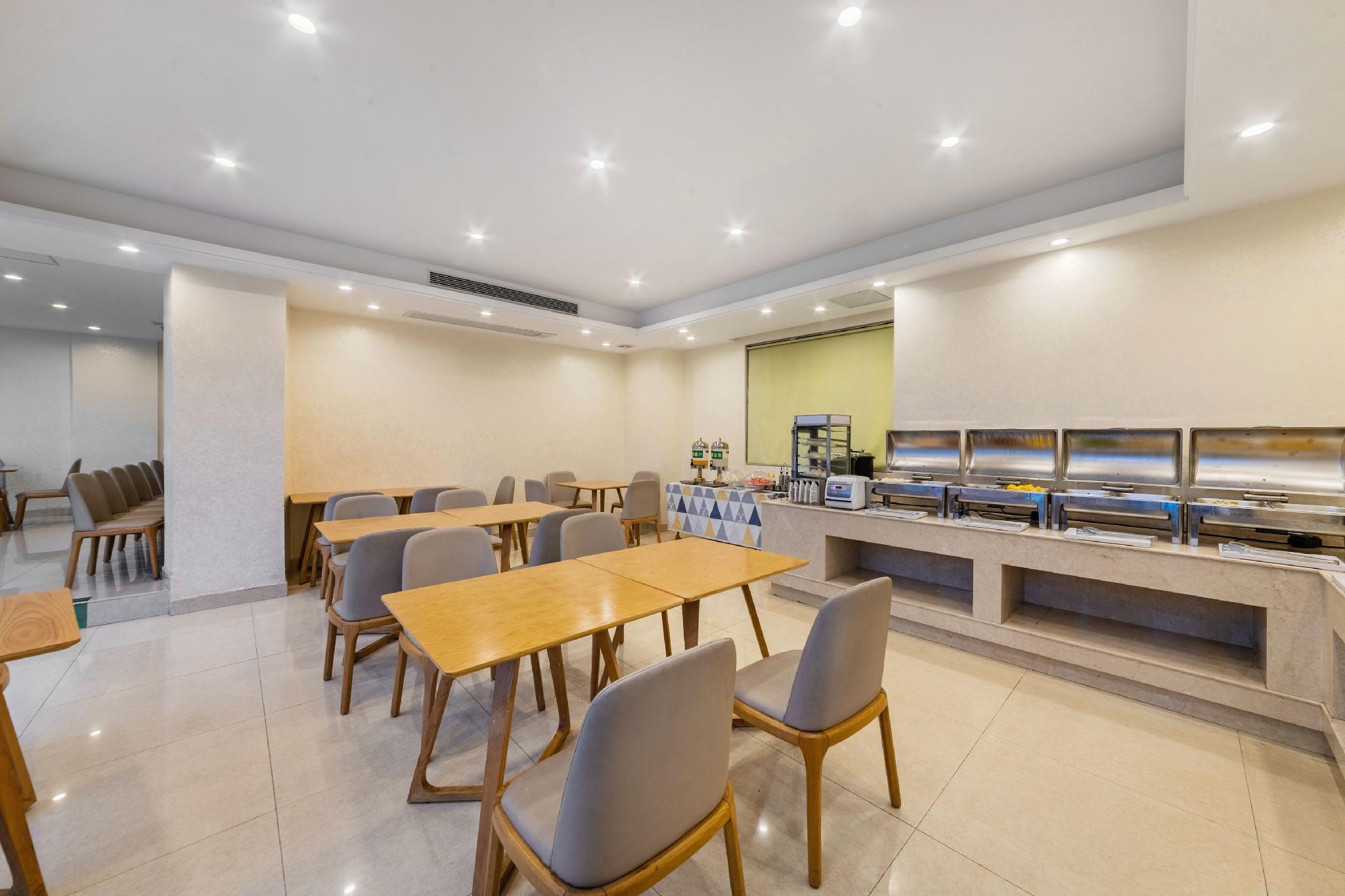 Venus International Hotel 43/58