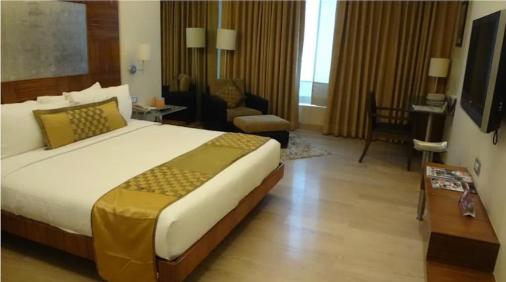 Mirage Hotel 13/68