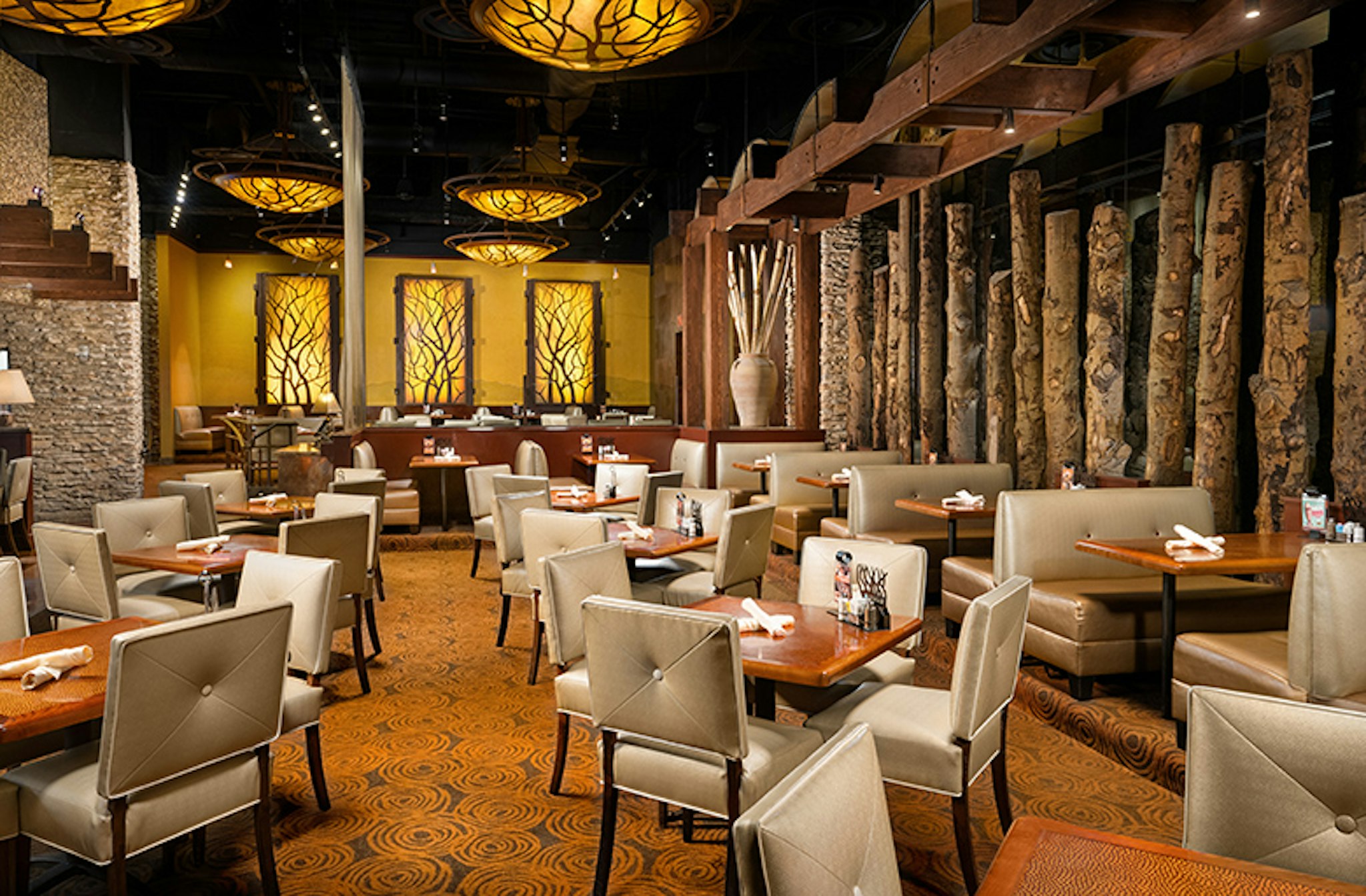 Silverton Casino Hotel 28/48