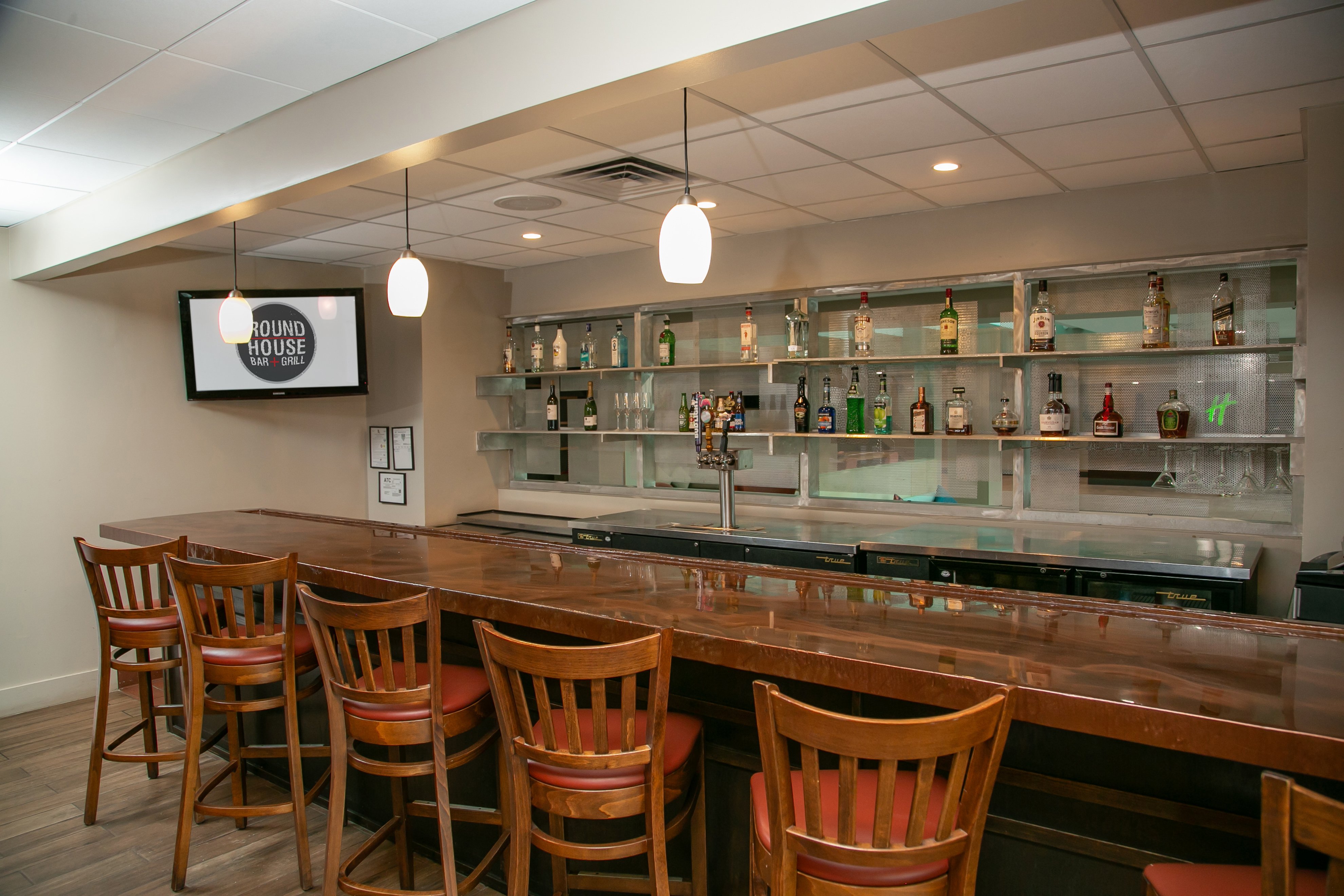 Holiday Inn Metairie New Orleans Airport 40/55