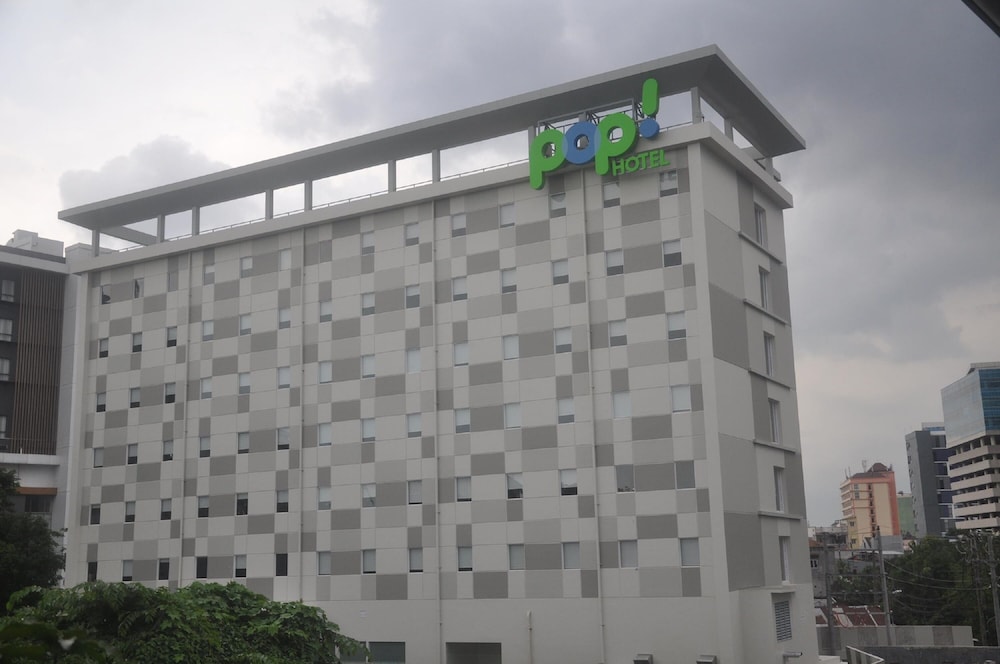 POP! Hotel Pemuda Semarang 2/23