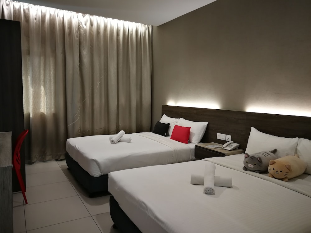 Hotel Alpha 36/58