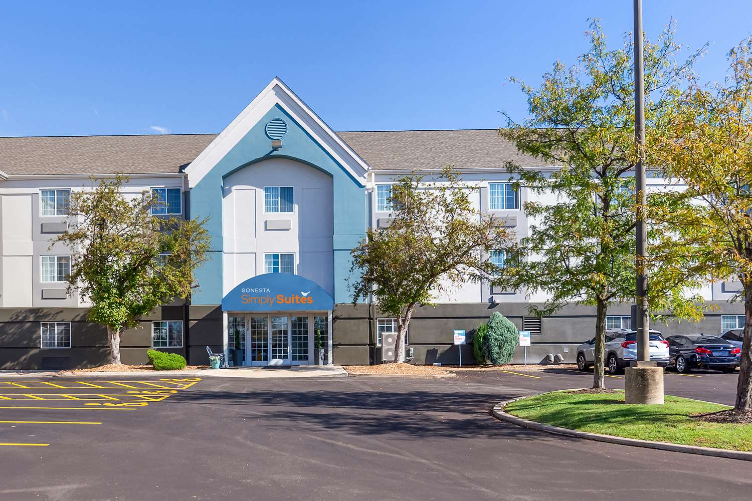 Sonesta Simply Suites St Louis Earth City 4/35