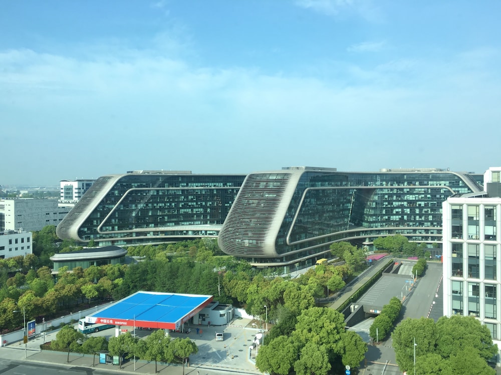 Novotel Shanghai Hongqiao 6/59