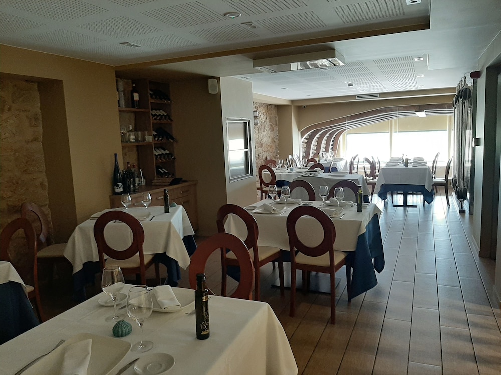 Hotel O Nautico Laxe 26/30