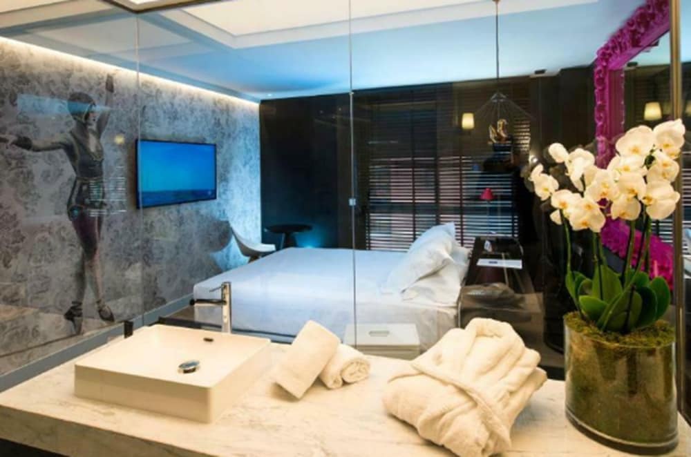 PREMIUM, DOUBLE BED