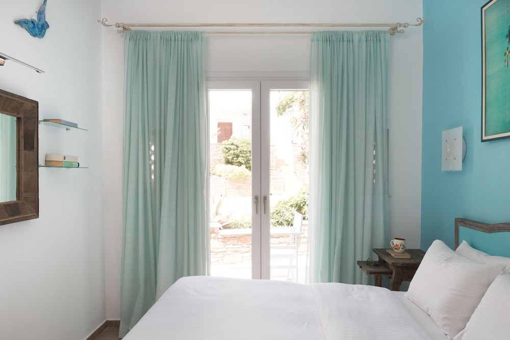 JUNIOR SUITE, CITY VIEW, GROUND FLOOR