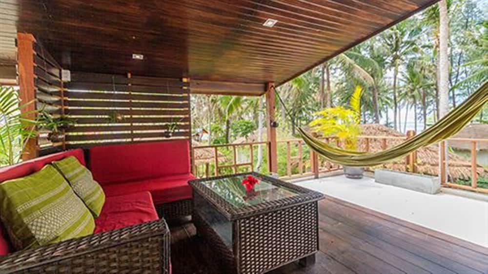 Baan Manali Resort 48/72