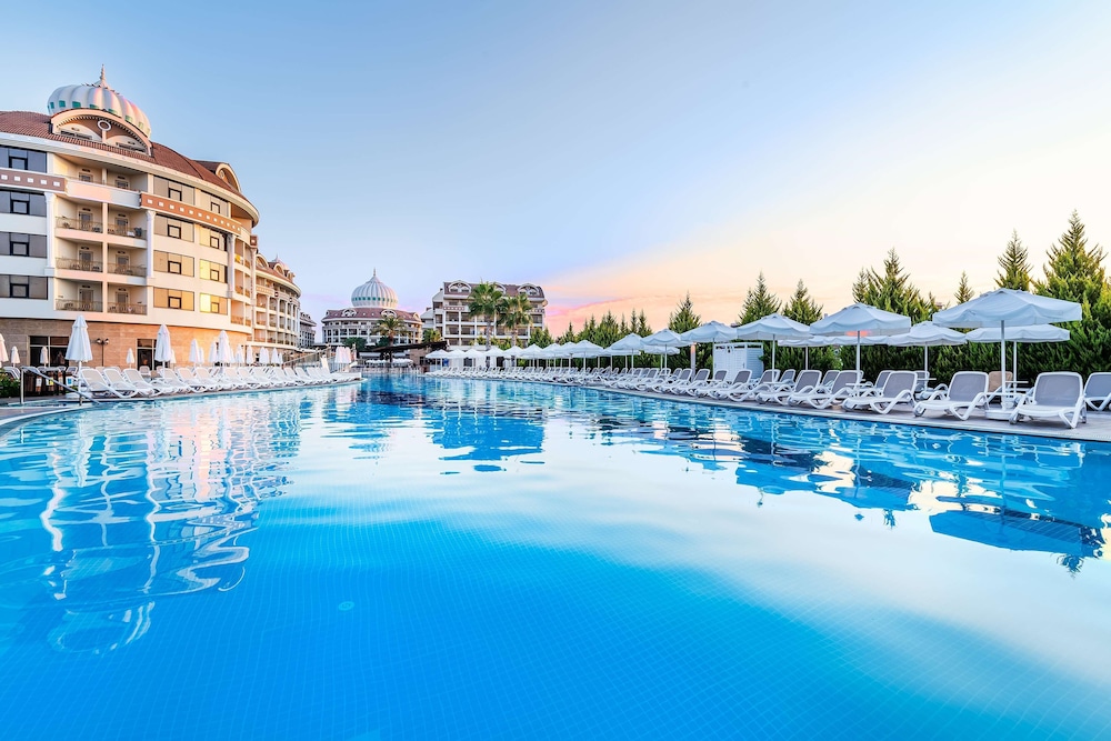 Kirman Hotels Belazur Resort and Spa 11/68