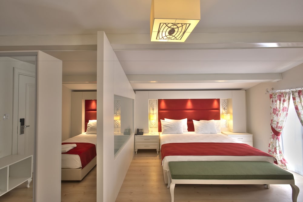Baga Hotel 23/72