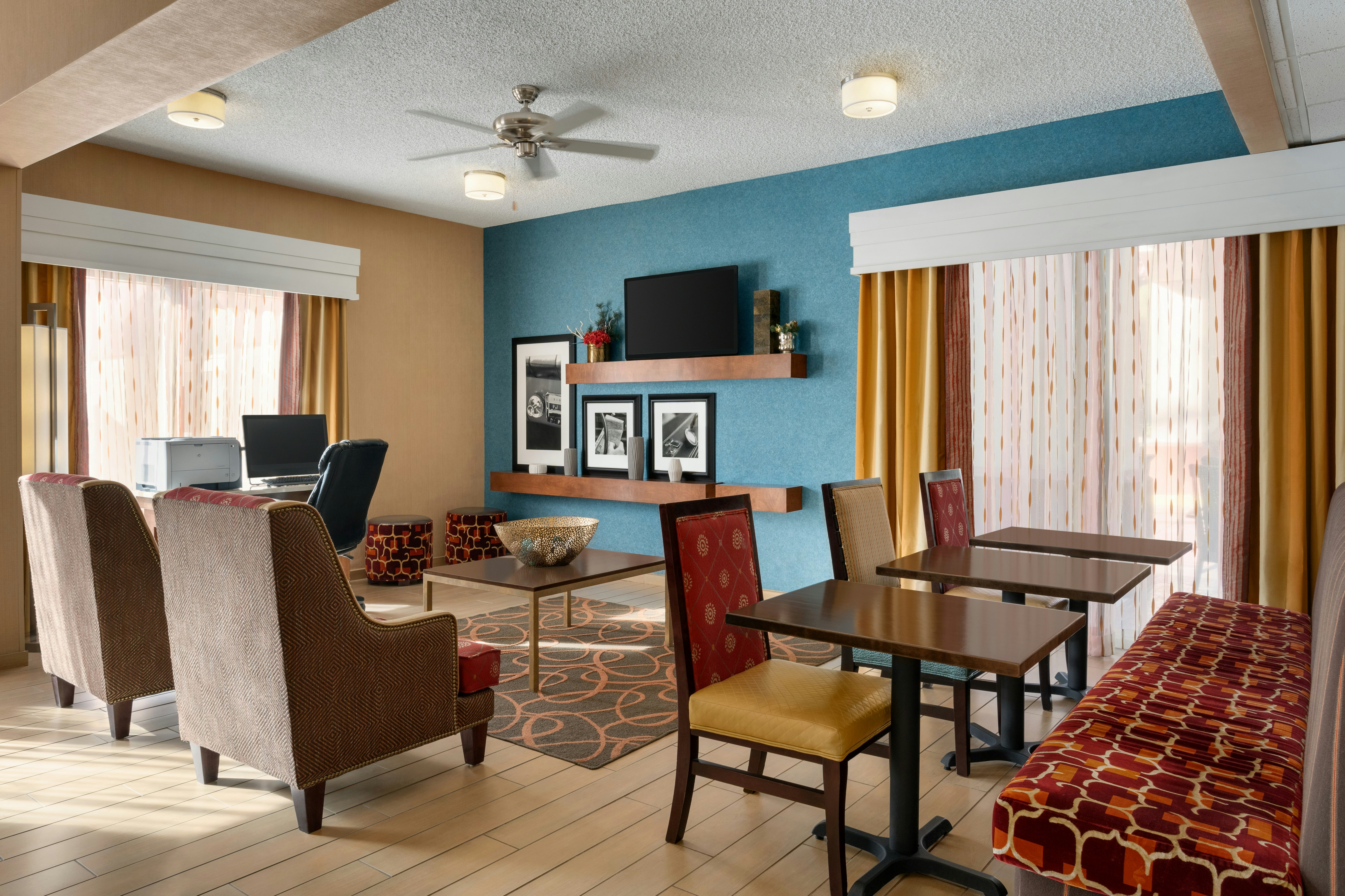 Hampton Inn Phoenix/Chandler 35/40