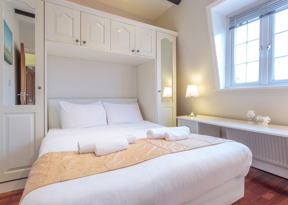 Castletown House 14/70