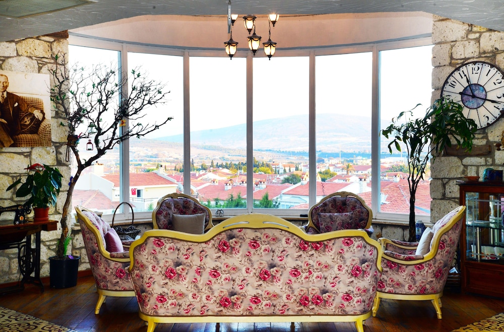 Imren Han Otel Alacati 45/47