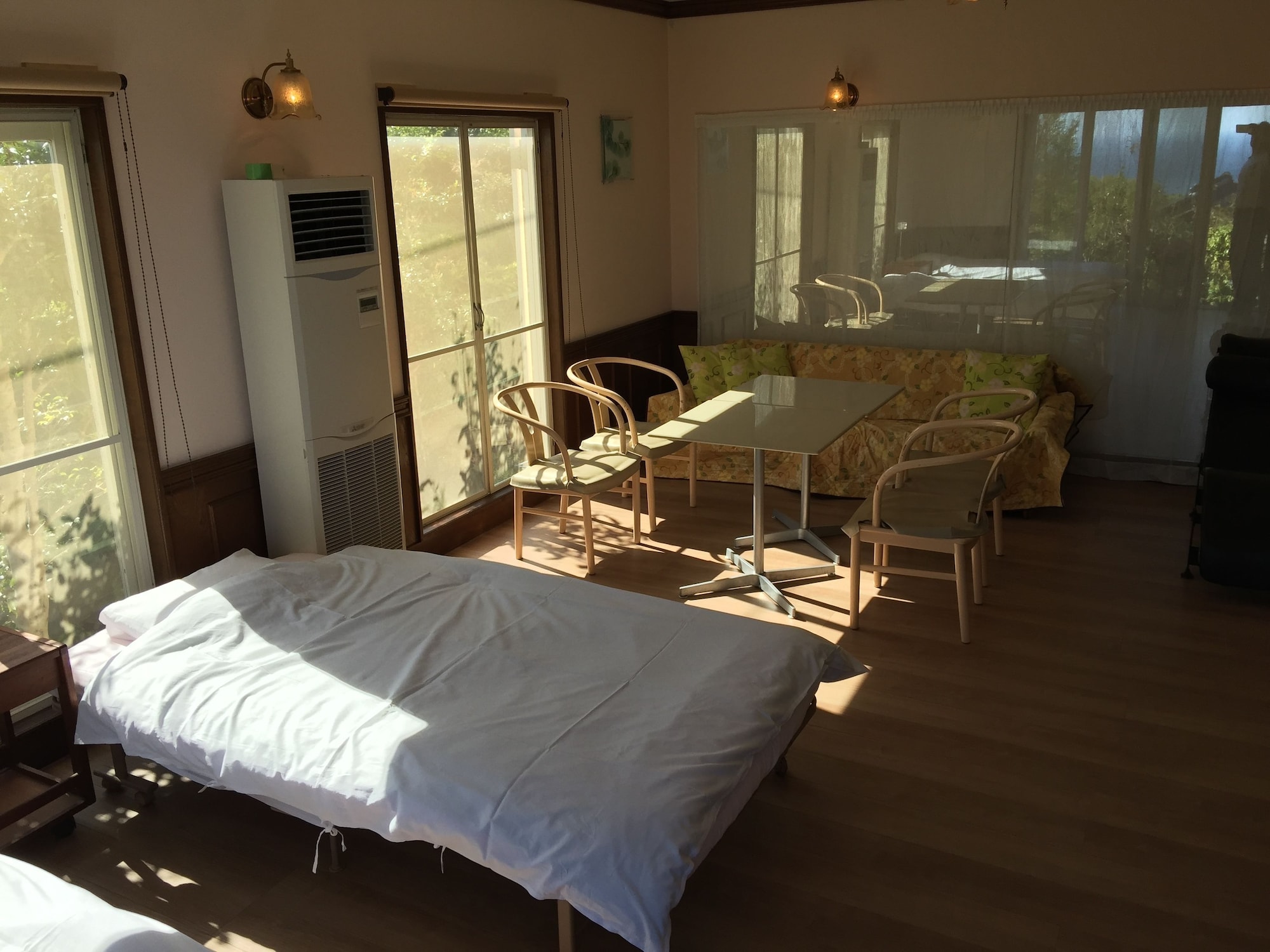 4 BEDROOMS, FAMILY, STUDIO, 4 BEDS, OCEAN VIEW