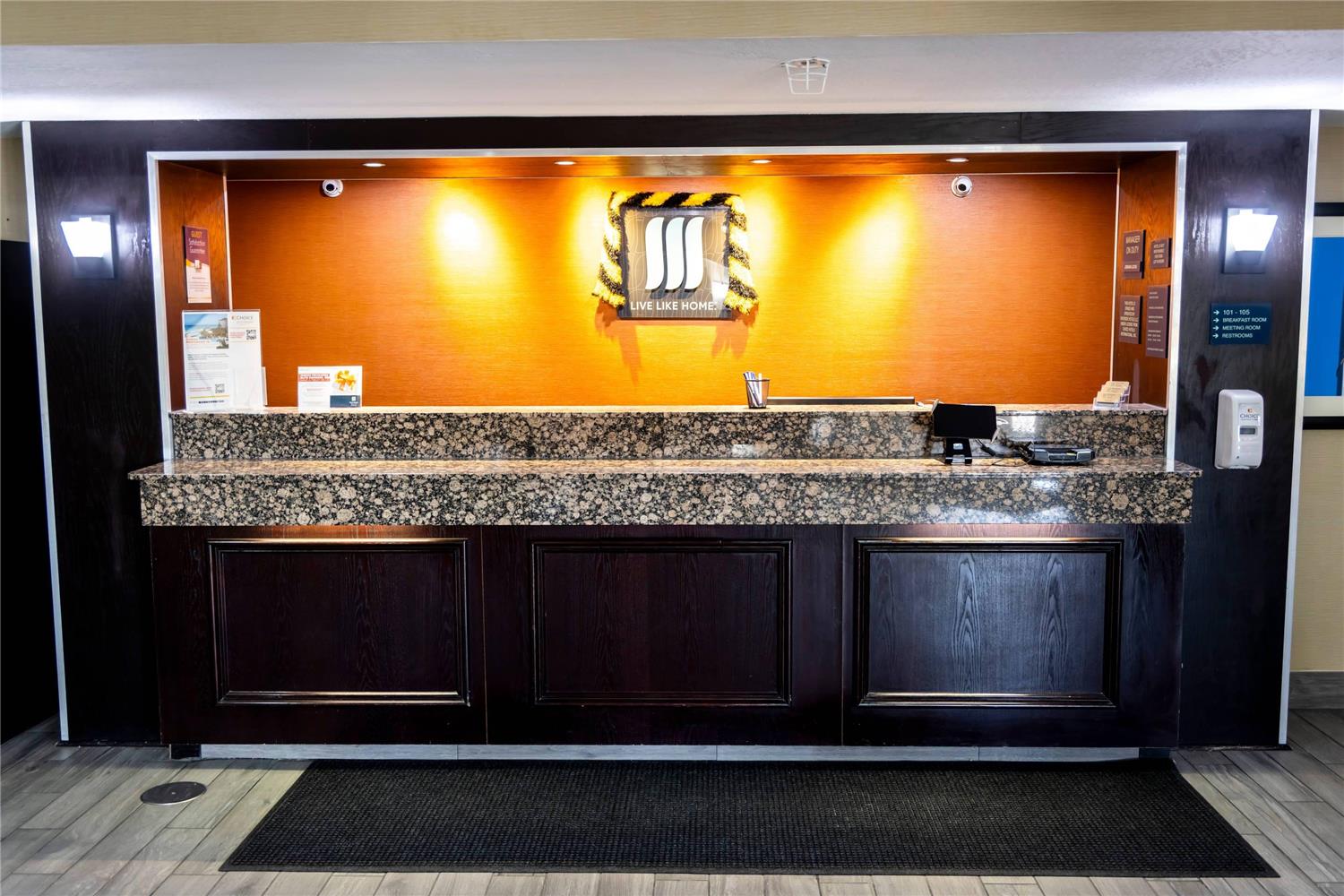 MainStay Suites Coralville - Iowa City 4/38