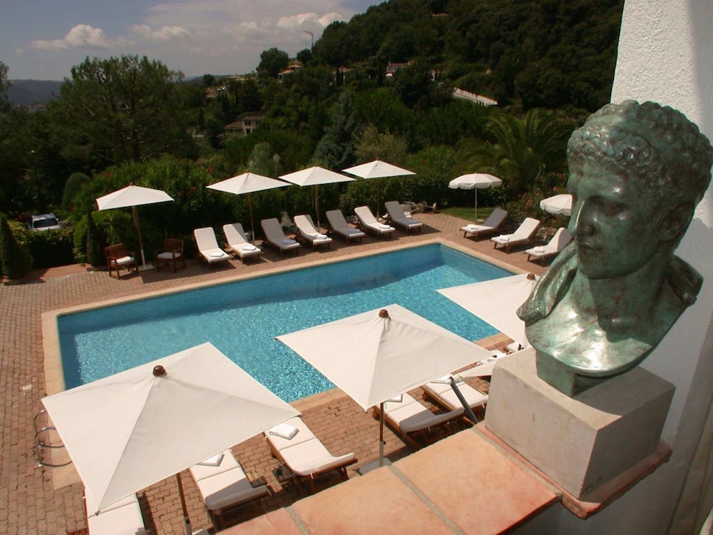 Hotel Les Vergers de Saint Paul 48/55