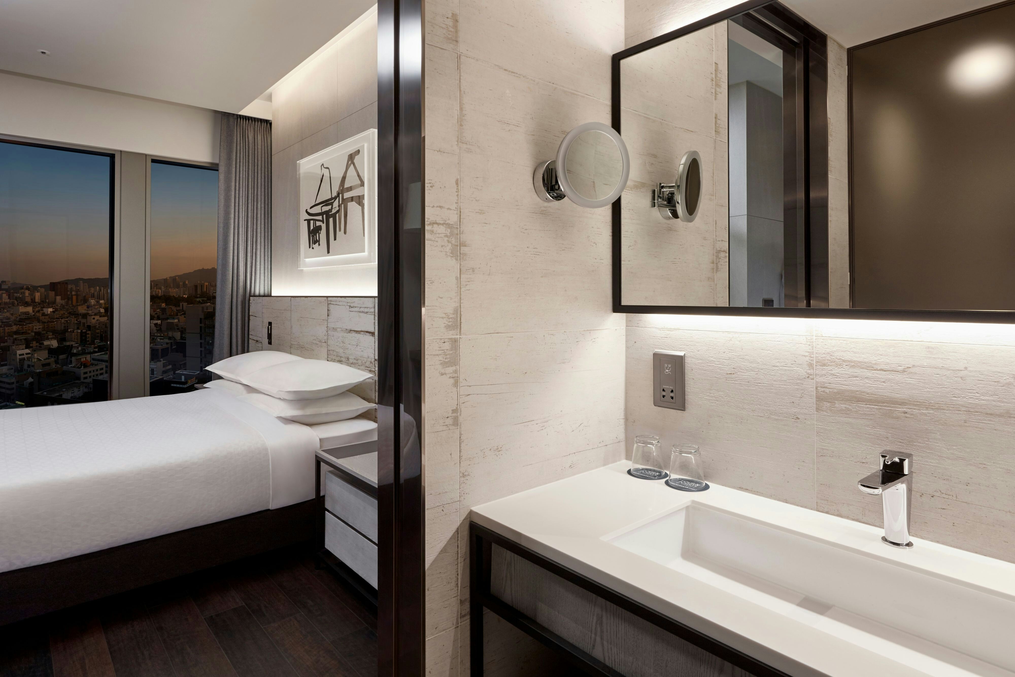 Four Points By Sheraton Seoul Gangnam 52/57